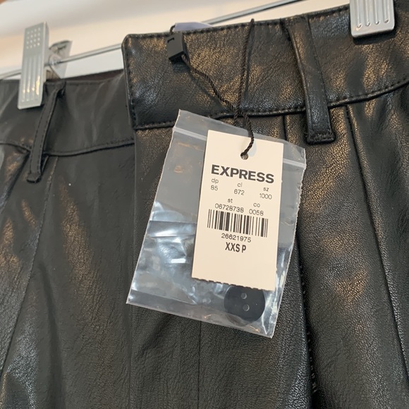 Express faux leather pant - Picture 2 of 2